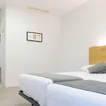 Alda De Rei *