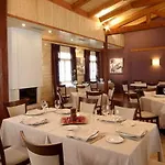 Lodge Alda De Rei *