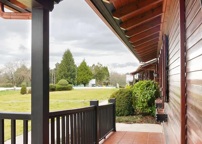 Деревянный коттедж Alda De Rei